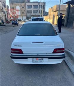 بيجو 405